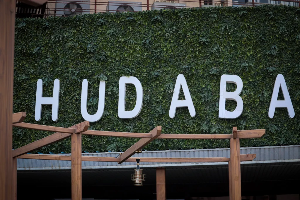 Bar near Gomti Nagar